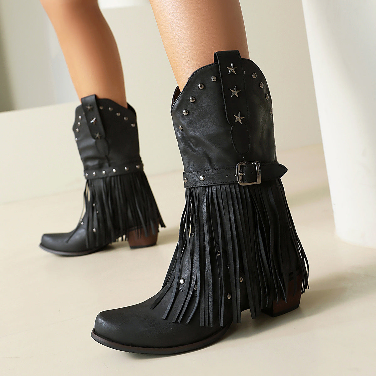 Bottes mi-mollet à pompons pour femmes
