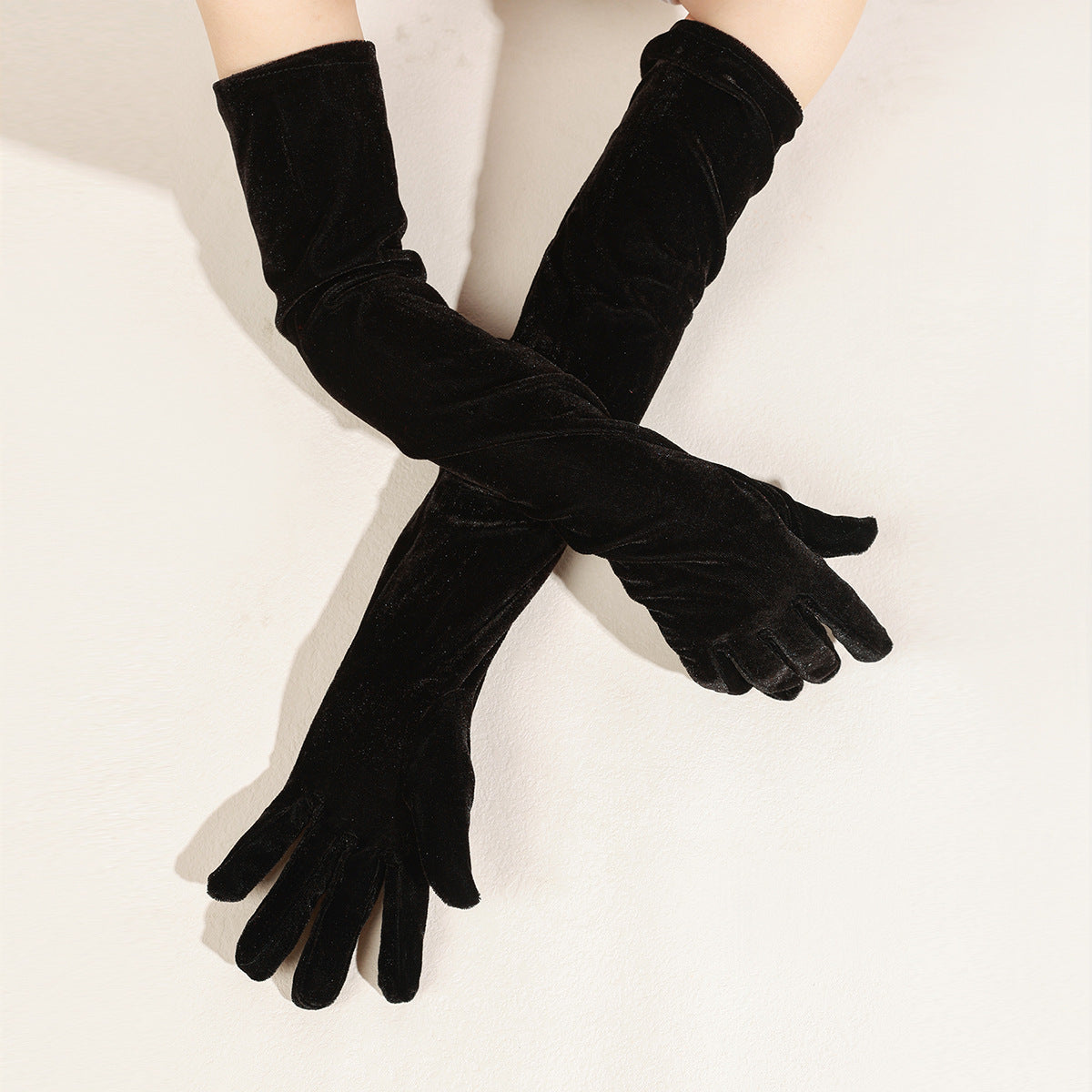 Gants de mariée en velours doré