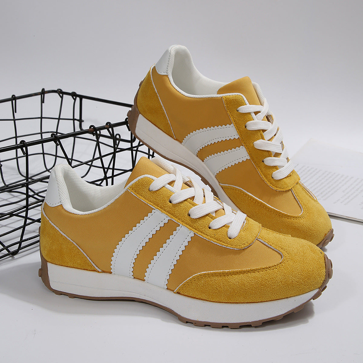 Chaussures décontractées à semelles épaisses style rétro