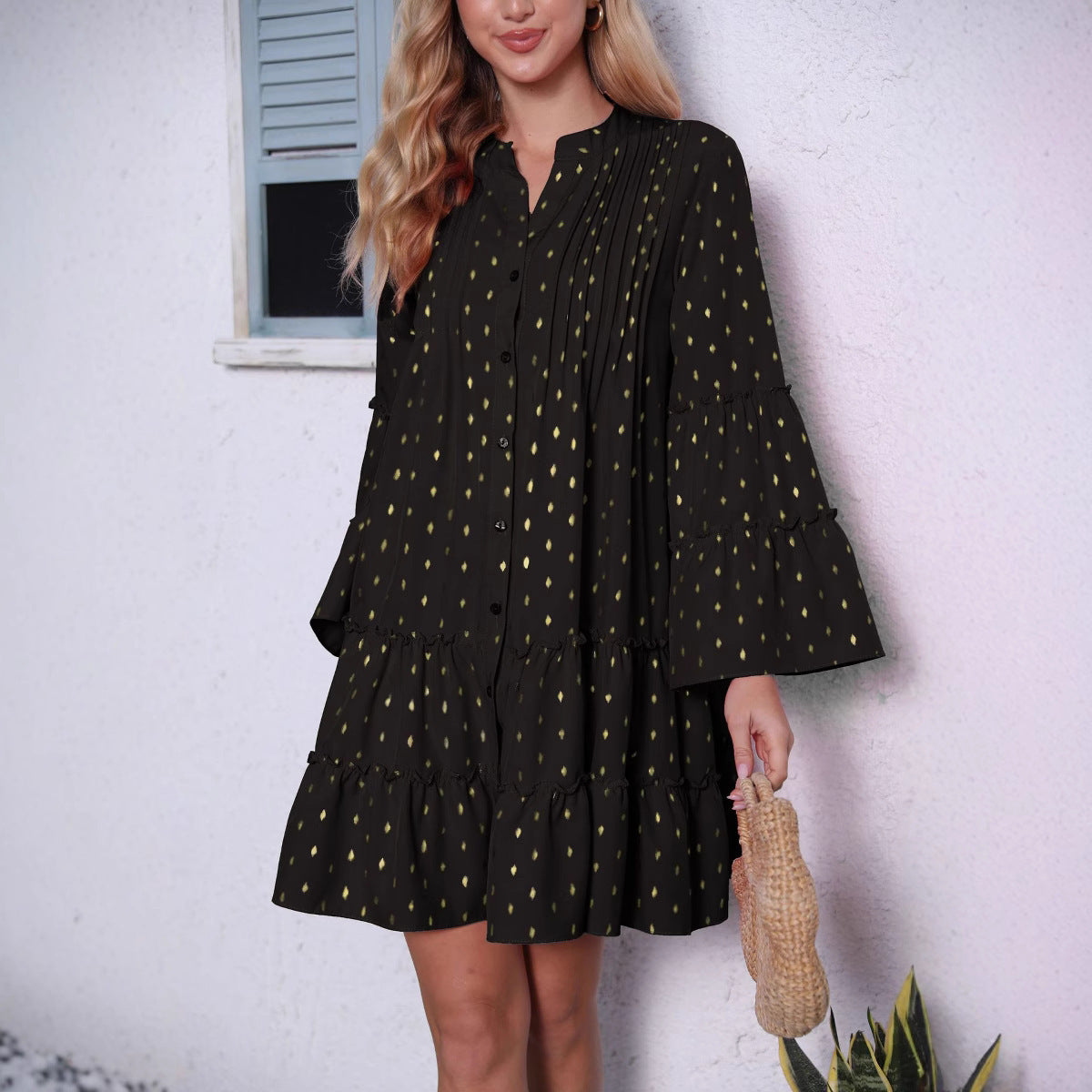 Robe ample à manches cloche plissées et dorées