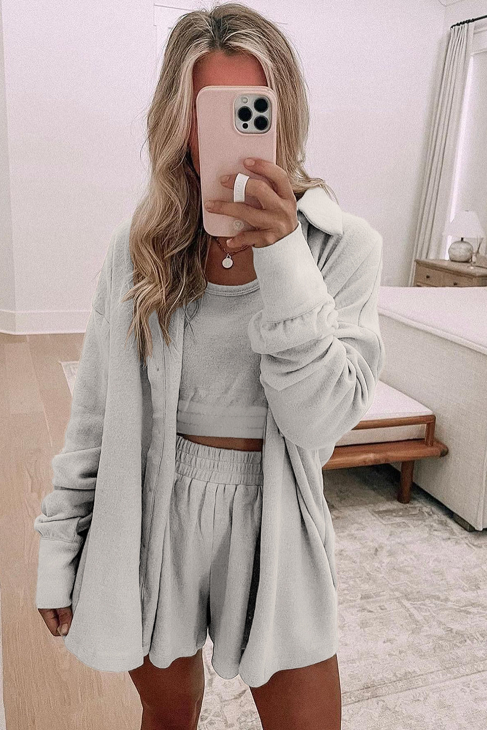 Grey 3 PCS Crop Tank Shorts avec plate-forme de cardigan