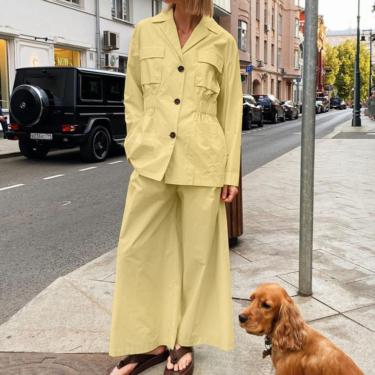 Ensemble deux pièces haut à manches longues et pantalon large à taille ajustée