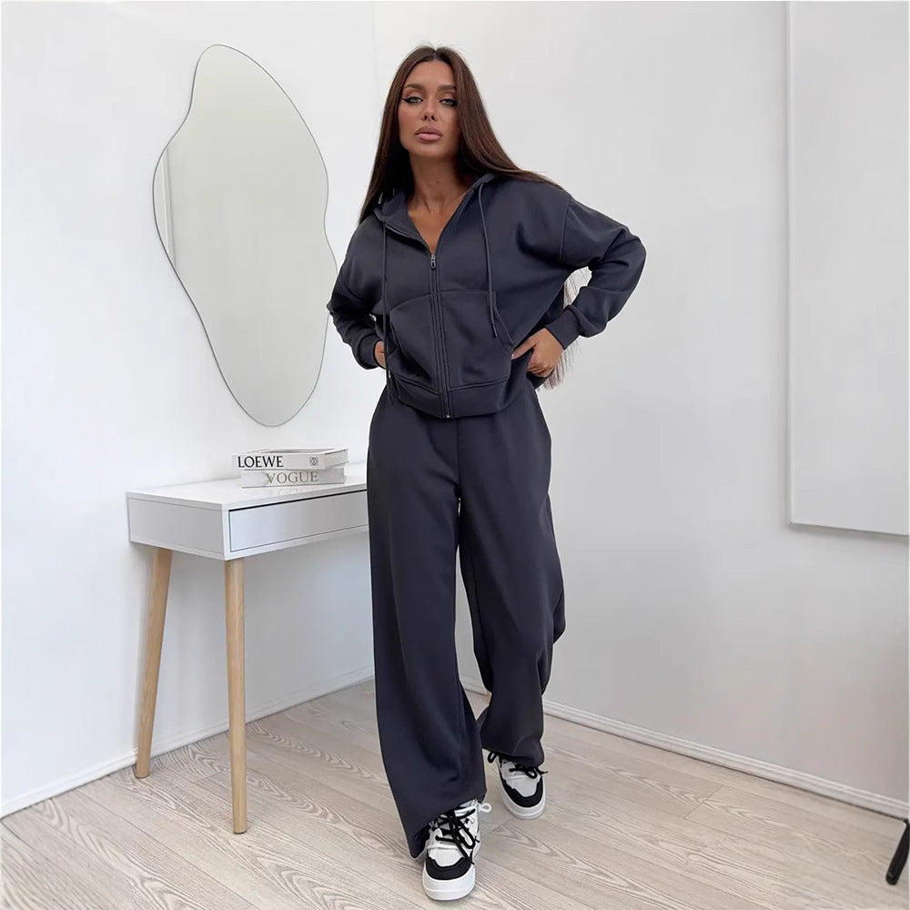 Ensemble deux pièces, sweat à capuche et pantalon à lacets