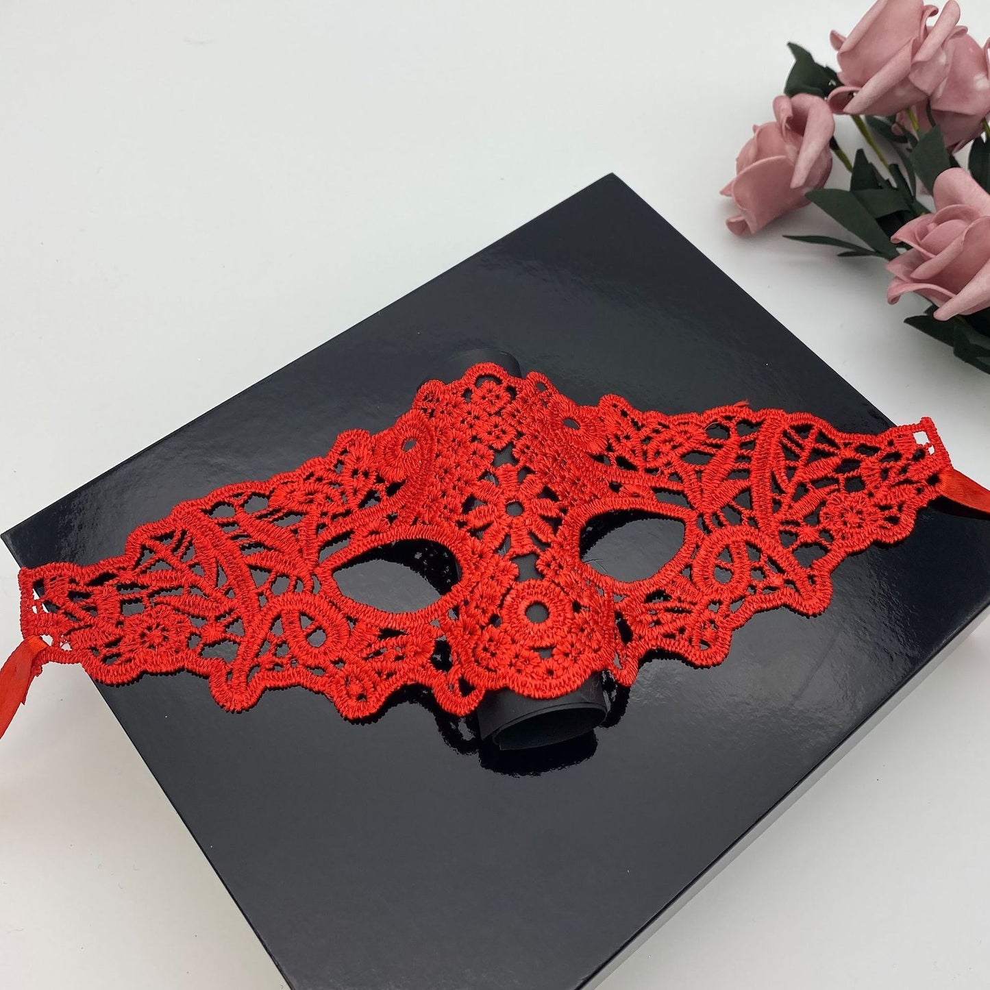 Masque demi-visage en dentelle sexy pour adulte, accessoire de performance pour Halloween