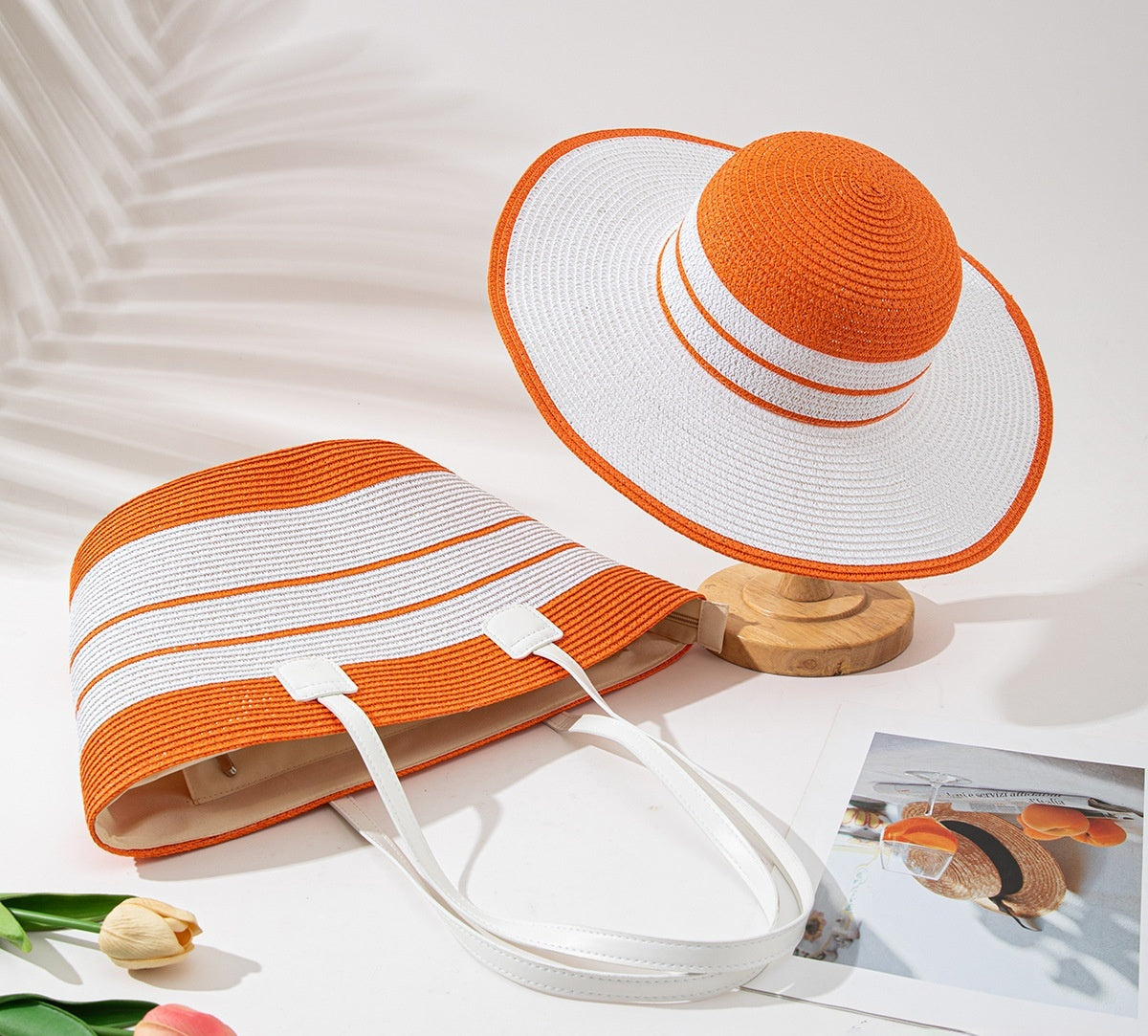 Ensemble de sacs et chapeau de paille pour vacances en bord de mer