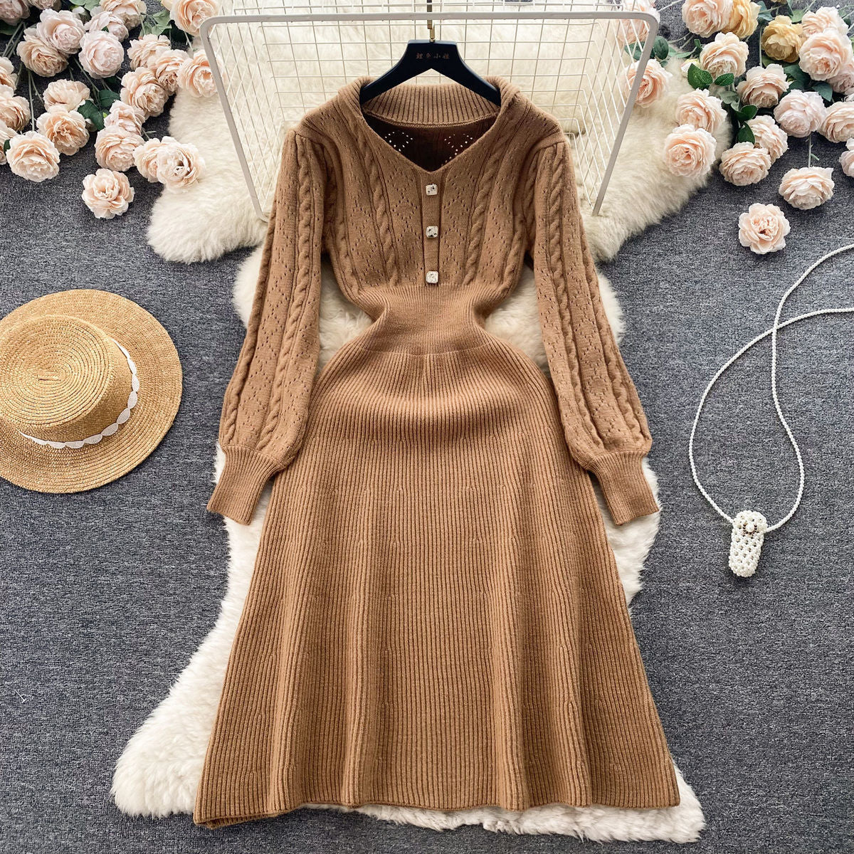 Robe tricotée Abricot, Café, Noir