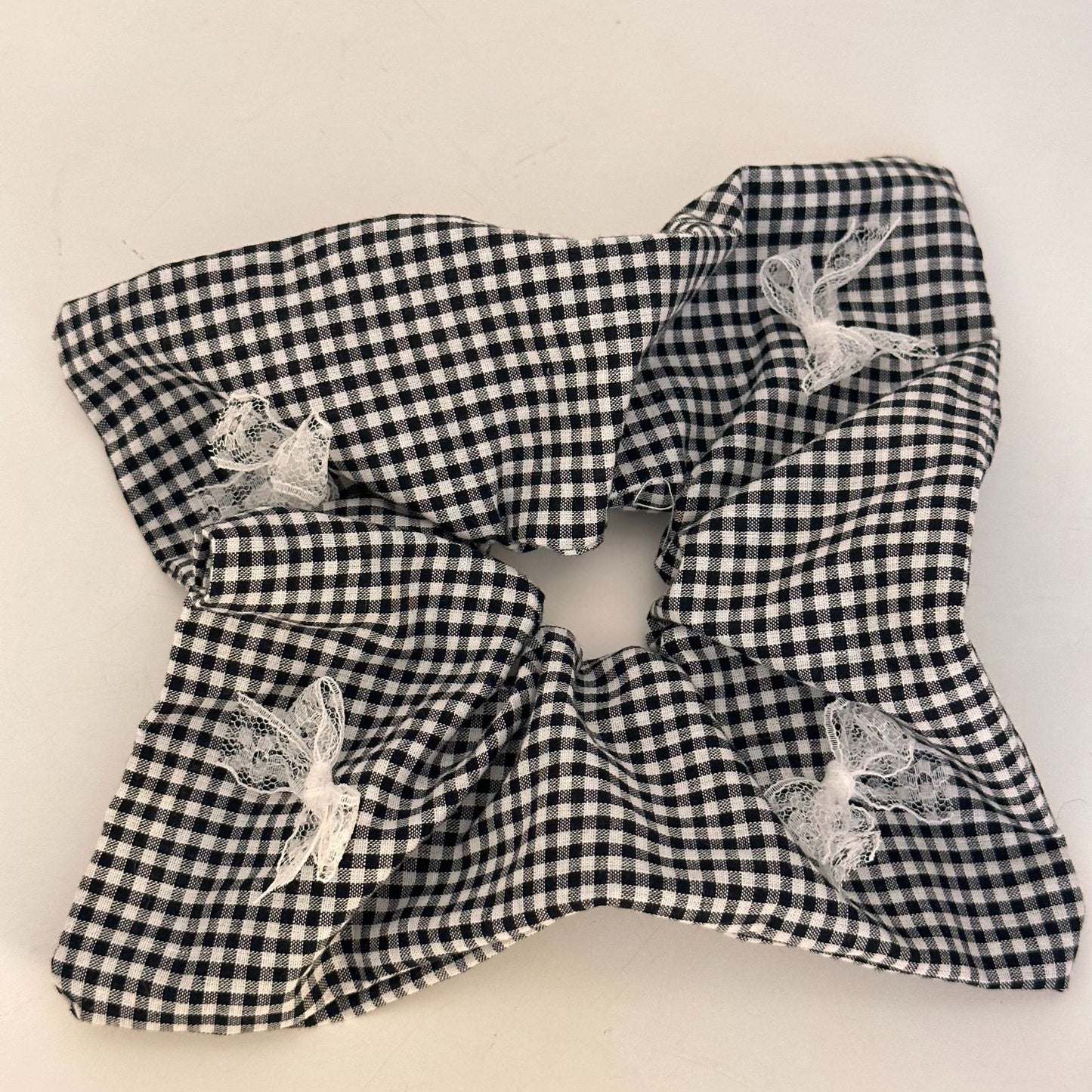 Chouchou carré à carreaux vintage style français