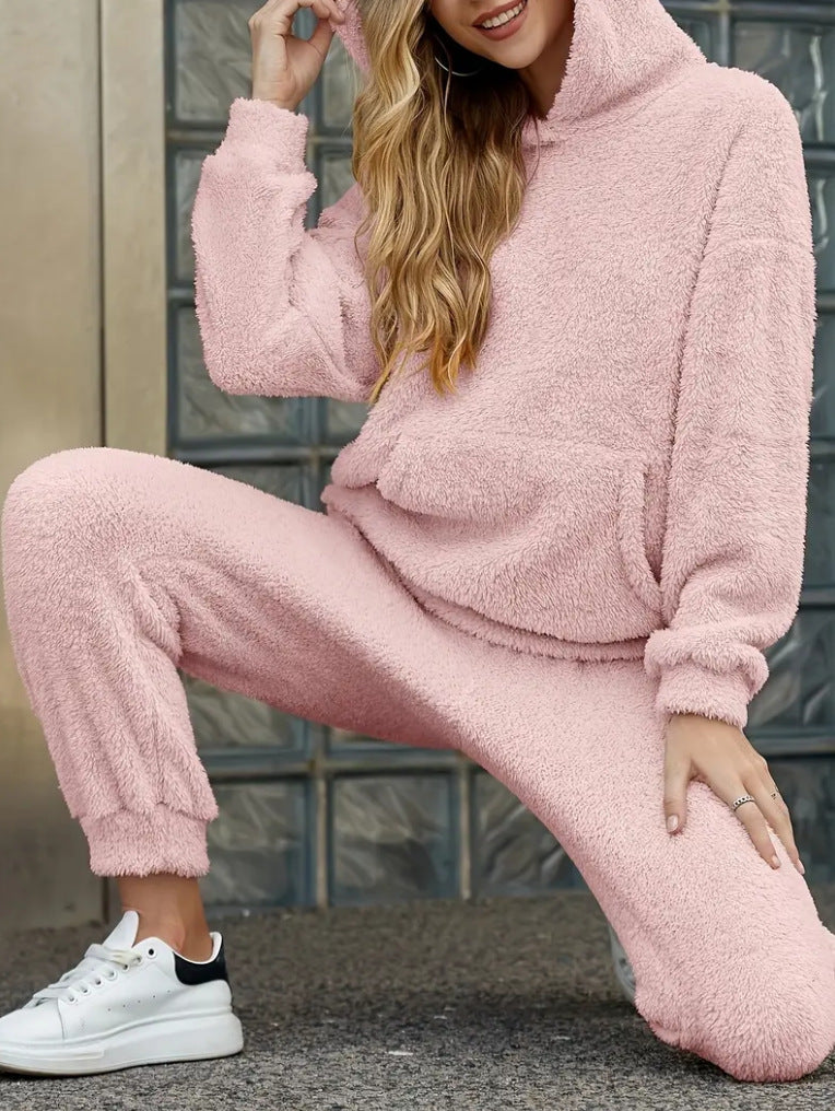 Pyjama d'hiver en peluche, haut à capuche décontracté et pantalon à bande élastique, vêtements chauds pour canapé et maison, ensemble de pantalons pour femmes