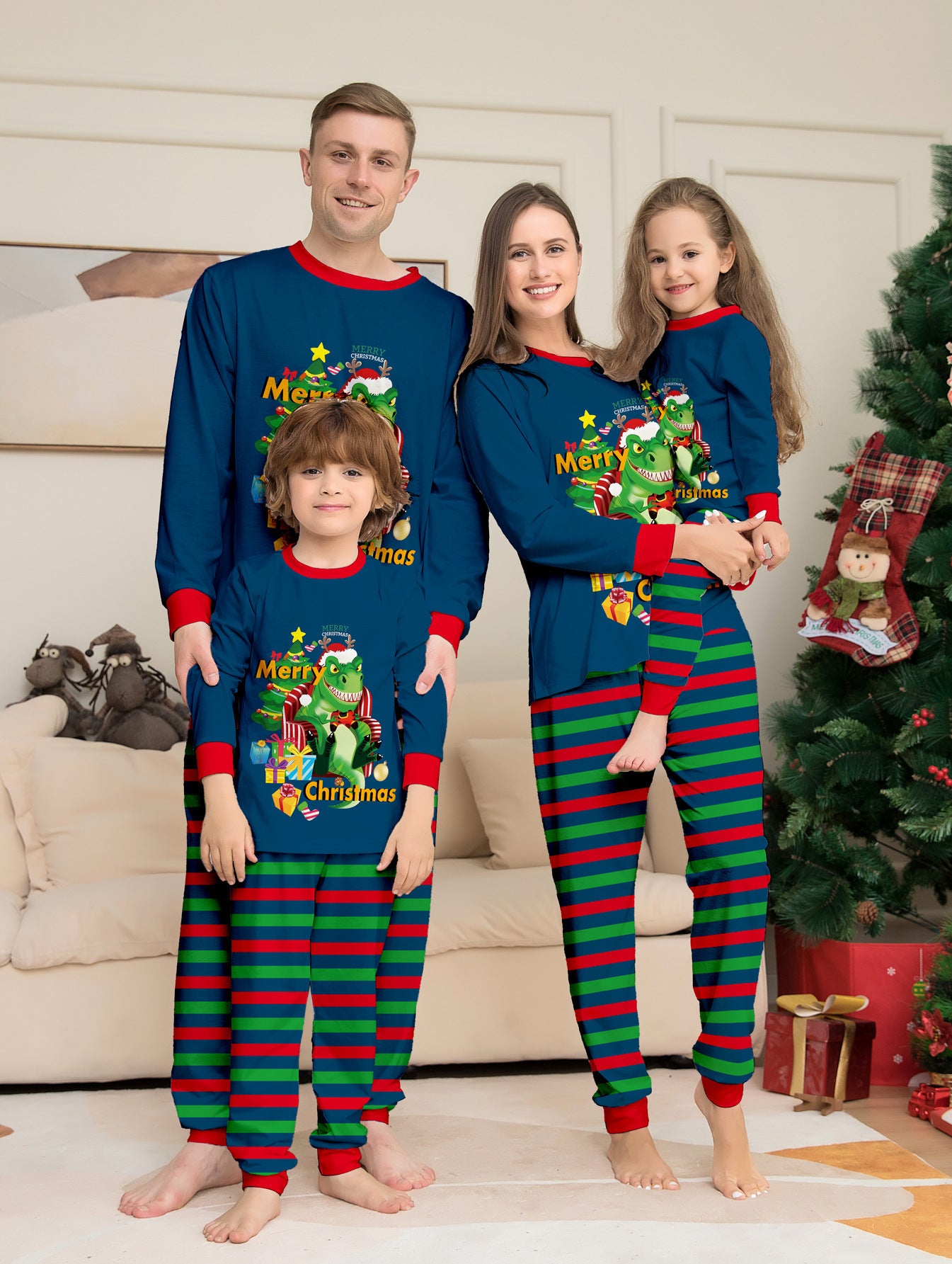 Pyjama parent-enfant imprimé arbre de Noël avec lettres Tyrannosaurus