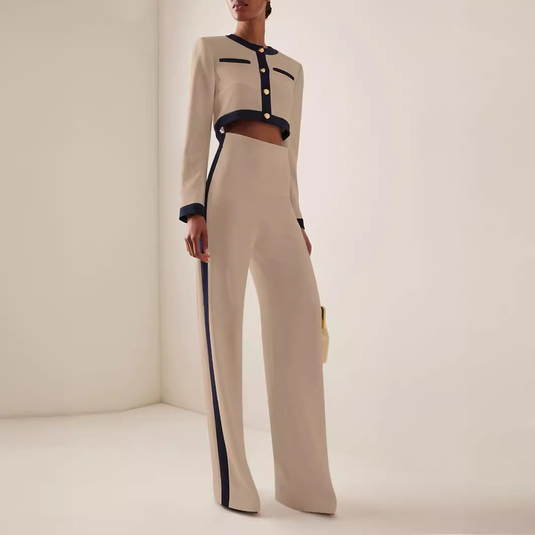 Tenue de bureau pour femme